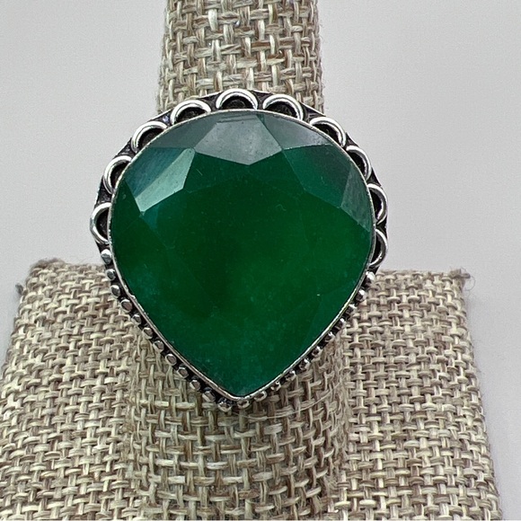 New Faceted Enhanced Emerald Teardrop Silver Overlay Ring Size 8.75 - Picture 1 of 11
